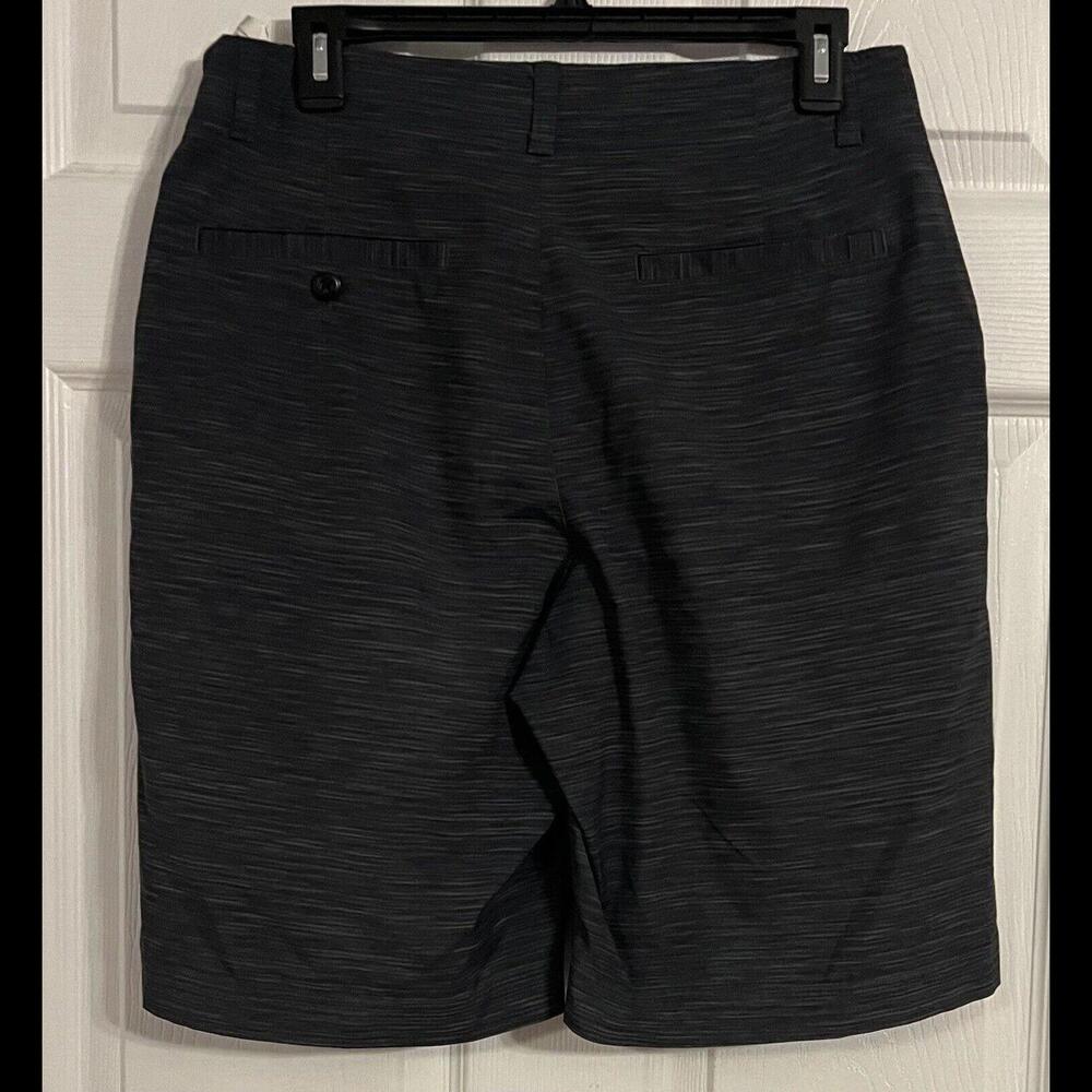 Ben Hogan Men’s Gray Golf Shorts Size 30 With 10 Inch Inseam - Picture 2 of 12
